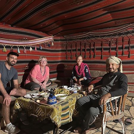 Happy Bedouin House Petra Acomodação com café da manhã Al Hayy Exterior foto