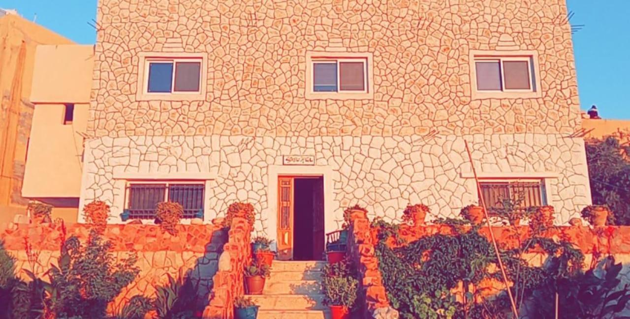 Happy Bedouin House Petra Acomodação com café da manhã Al Hayy Exterior foto